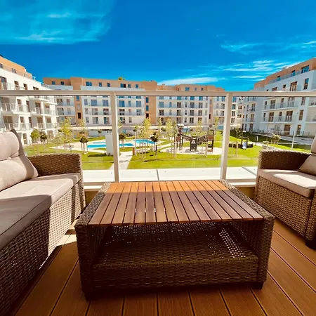 Oaza - Jacuzzi, Sauny, Sala Zabaw, Bilard, Garaz, Do Plazy 400m Apartment