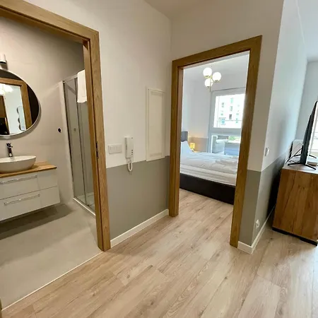 Apartment Oaza - Jacuzzi, Sauny, Sala Zabaw, Bilard, Garaz, Do Plazy 400m